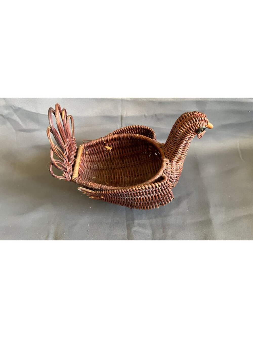 Wicker Duck-Shaped Basket Handmade Decorative Storage Vintage Brown - Picture 2 of 4